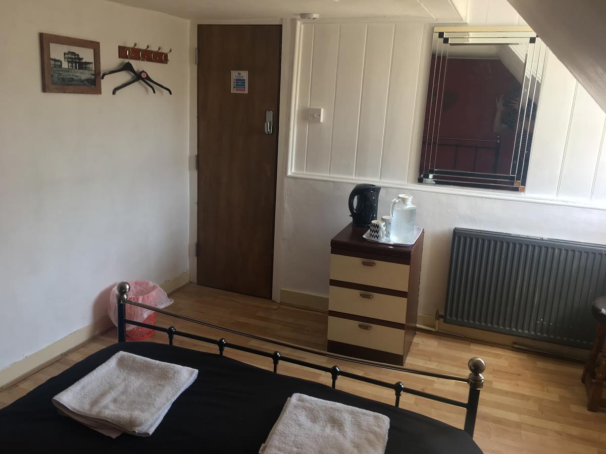 Kings Arm'S Hostel Hove Esterno foto